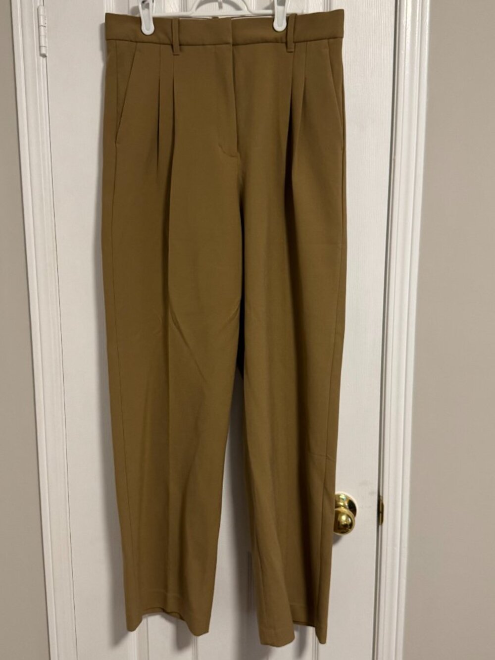 Aritzia The Effortless Pant - Eversential